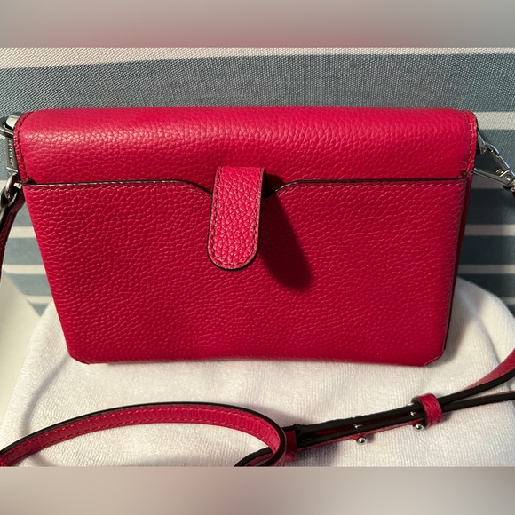 ♥️EUC♥️ MICHAEL KORS Red Mott Pebble Leather Phone Crossbody Wallet ♥️ So Cute♥️ - Picture 3 of 6